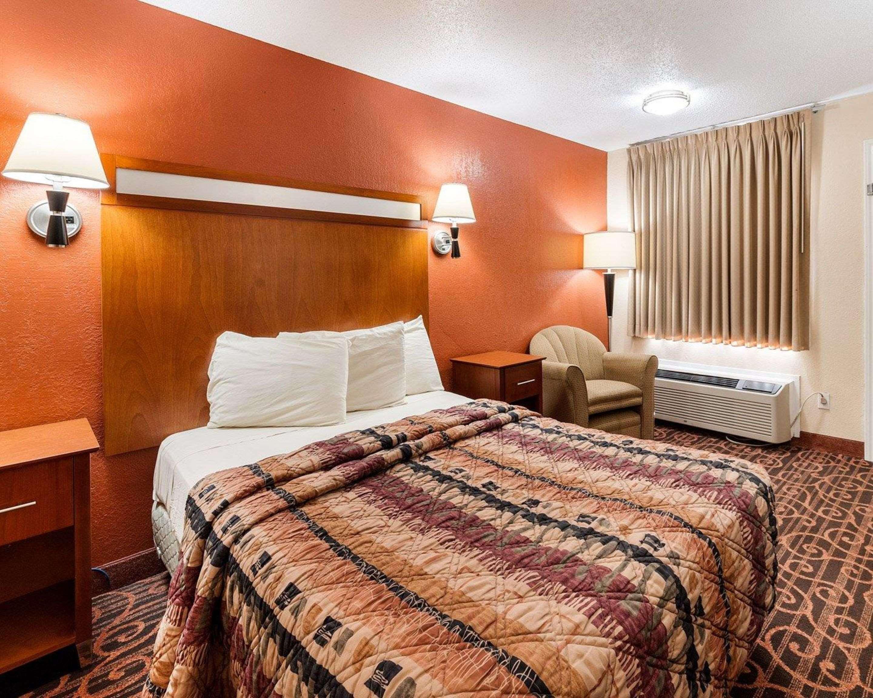 Econo Lodge Джаспер Экстерьер фото