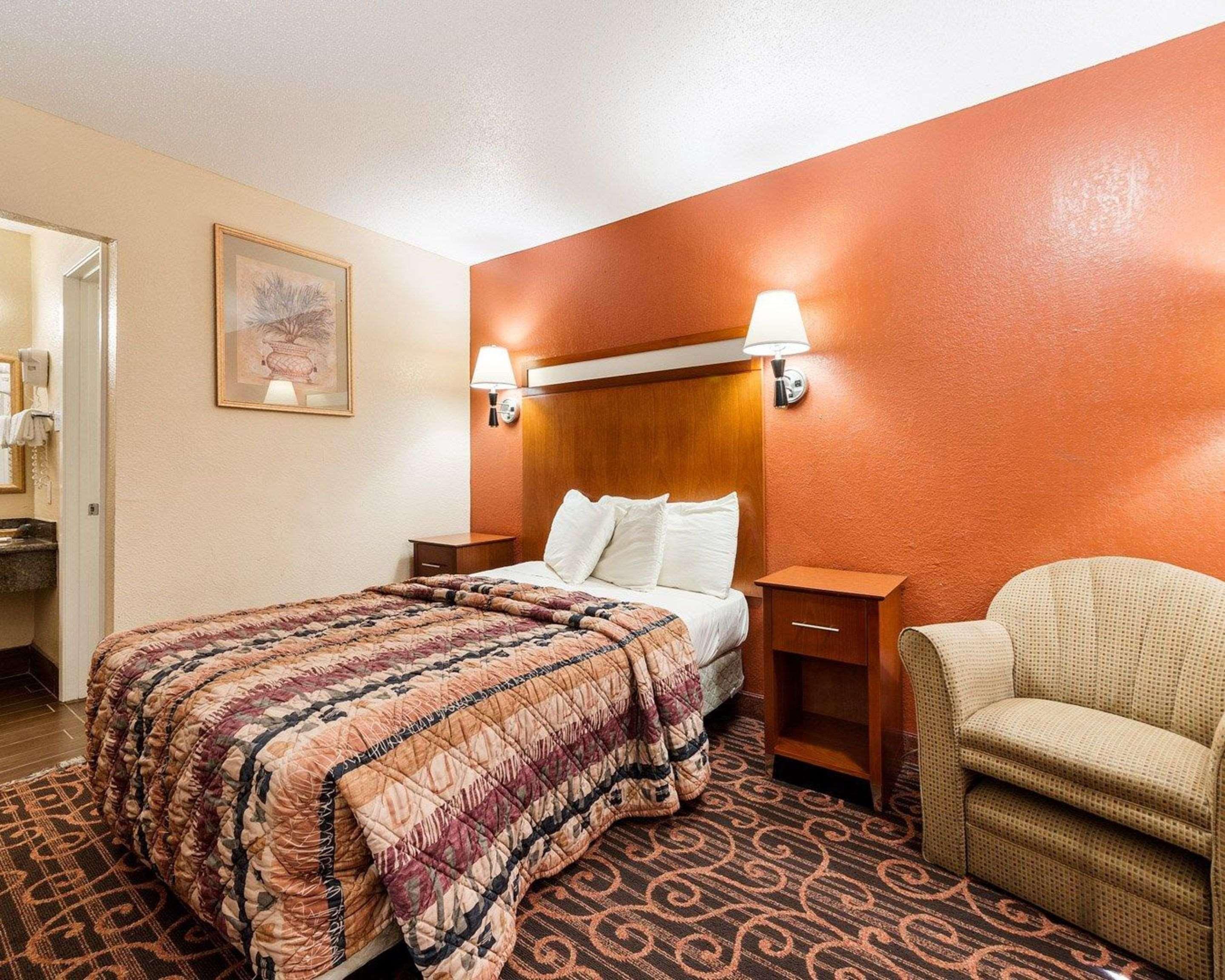 Econo Lodge Джаспер Экстерьер фото